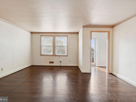 5th image of 1417 N Forest Park Ave