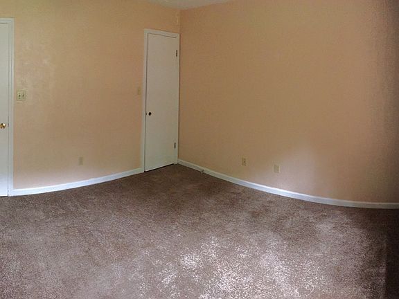 4th image of 1152 Brafforton Dr