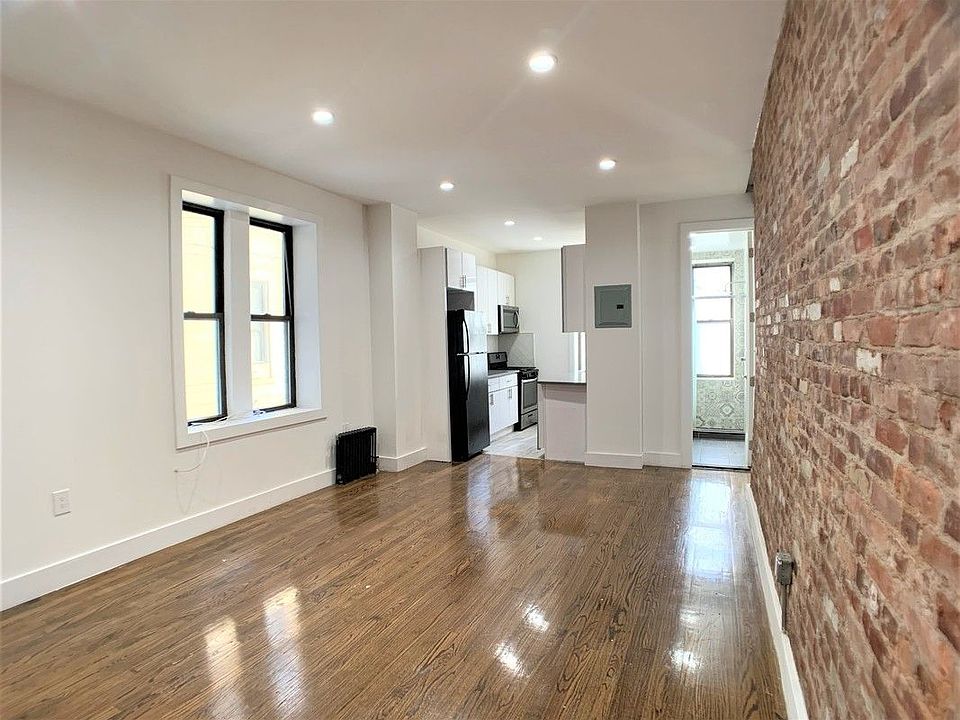 1st image of 580 Saint Nicholas Ave #B1