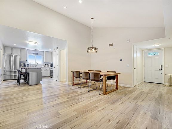 4th image of 28038 Lakehurst Ave
