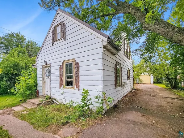 709 S Adams St, Cloquet, MN 55720-1107