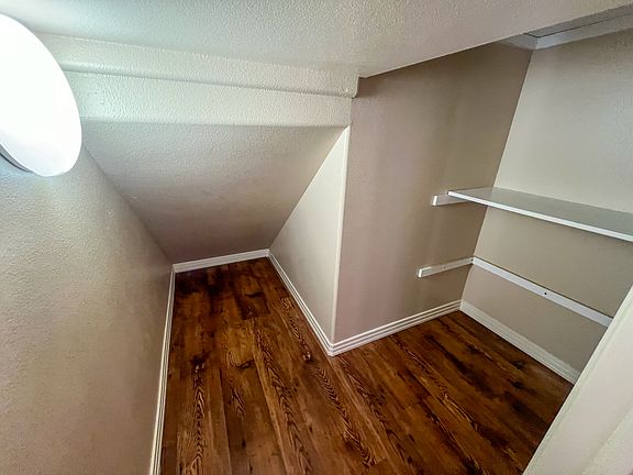 Kitchen bonus storage