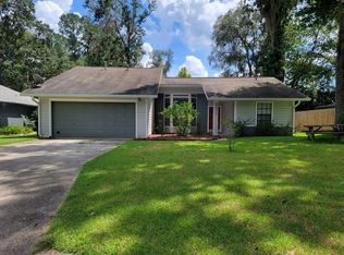 5921 NW 44th Pl, Gainesville, FL 32606