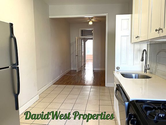 4th image of 177 8th St APT 1R