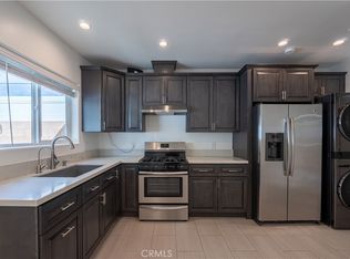 10932 Oro Vista Ave, Sunland, CA 91040