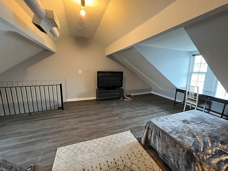 1503 W Girard Ave #3 — Photo 12