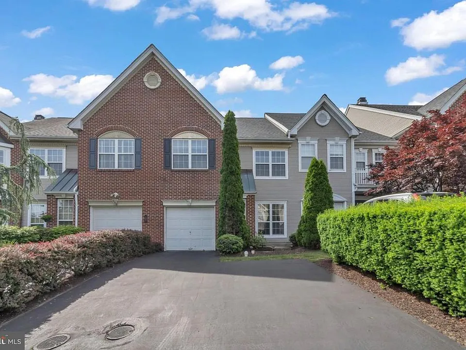 207 Valley Forge Lookout Pl