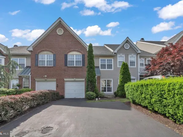 207 Valley Forge Lookout Pl, Wayne, PA 19087