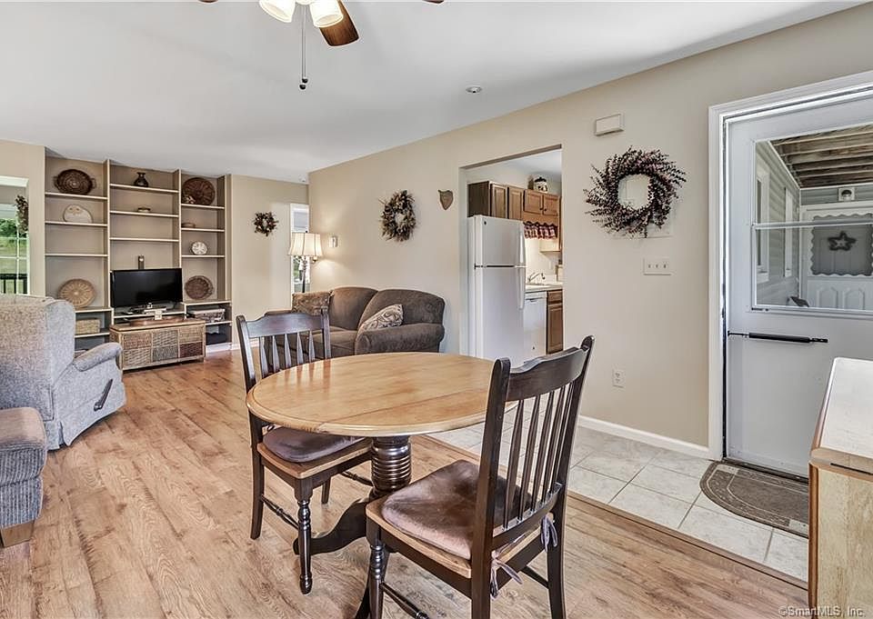 54 Senior Dr 54, Monroe, CT 06468 MLS 170571500 Zillow