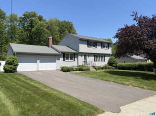 141 Roseanna Rd, Plantsville, CT 06479