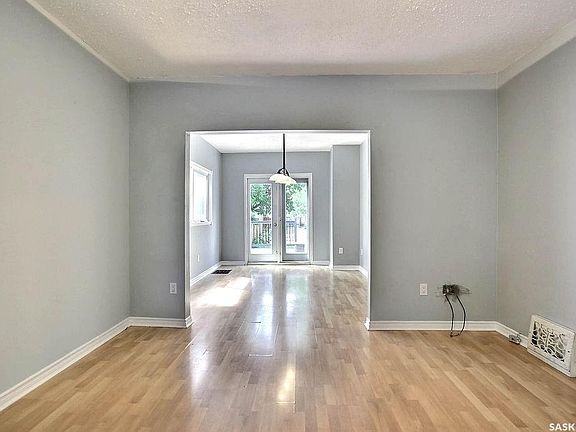 3rd image of 2066 Wallace STREET