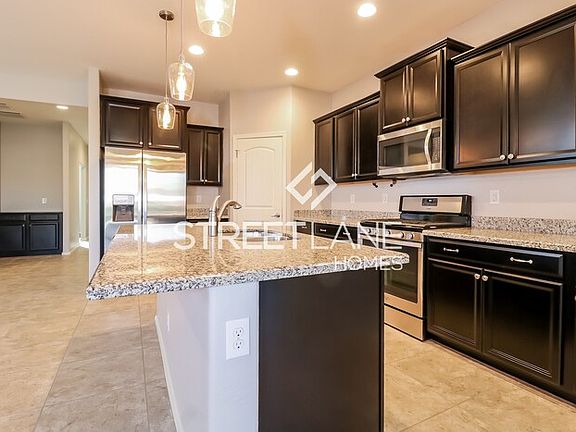 4th image of 11127 S 175th Ln
