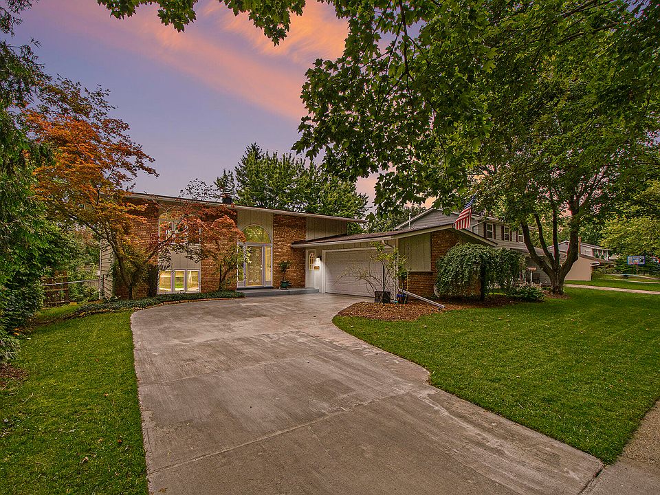 1st image of 2263 Brighton Dr SE