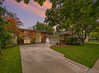 2263 Brighton Dr SE, East Grand Rapids, MI
