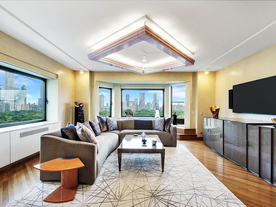 1st image of 860 5th Ave APT 19H