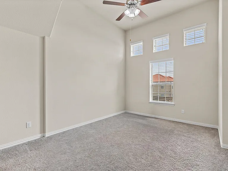 10611 Ferdinand Vw — Photo 27