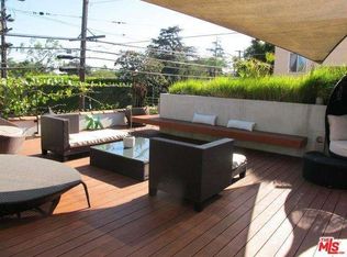 5457 Clinton St, Los Angeles, CA 90004