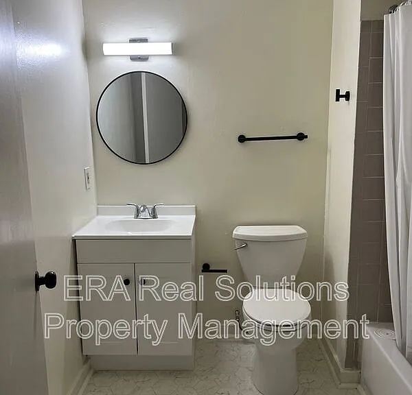 7875 Reading Rd #2 — Photo 4