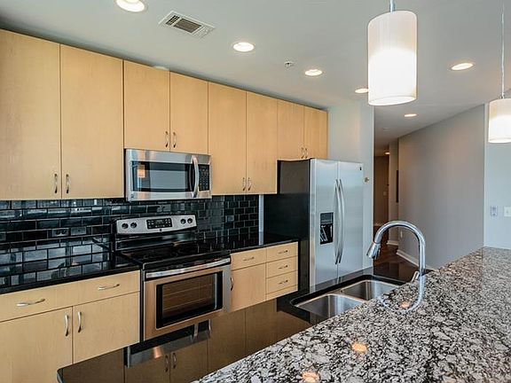 4th image of 777 N Ashley Dr Unit 1303
