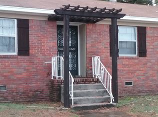 2800 Lawson Oaks Dr, Little Rock, AR 72210