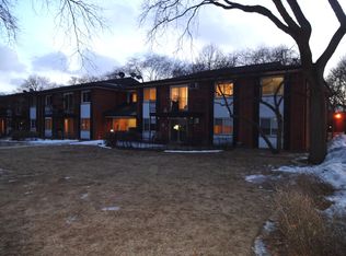 1210 N Dale Ave APT 1K, Arlington Heights, IL