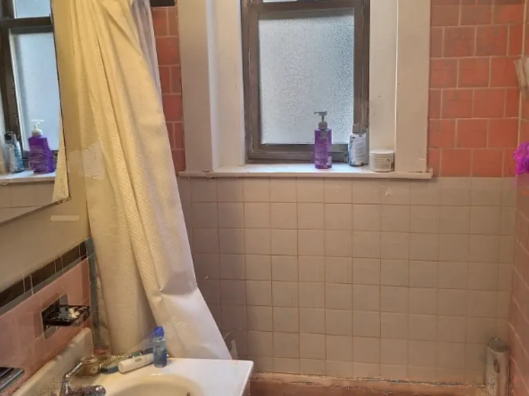1382 Beacon St — Photo 7