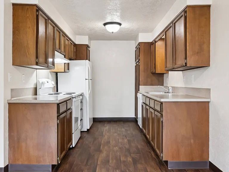 Fairmount Park Apartments — Photo 16