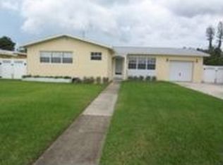 628 W Ilex Dr, Lake Park, FL 33403