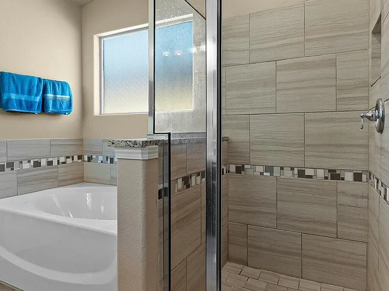 3909 Desert Dunes Dr — Photo 25