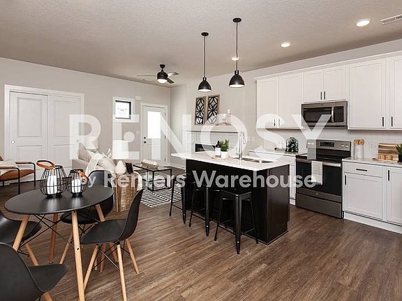 4th image of 3640 NE Marissa Ln