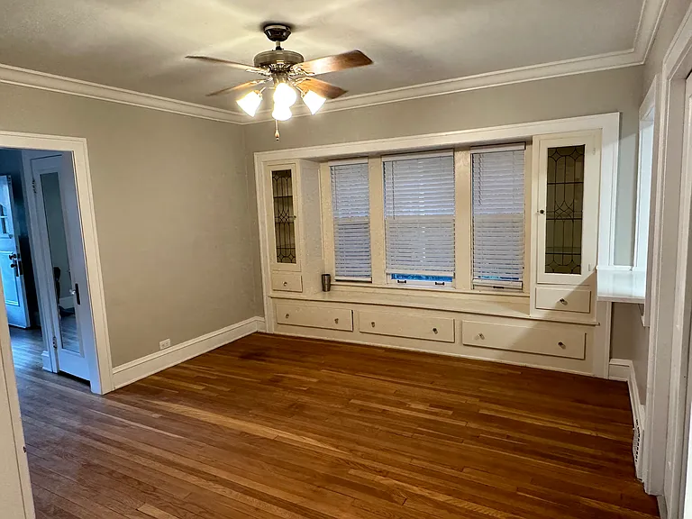 1242 Hathaway Ave — Photo 5
