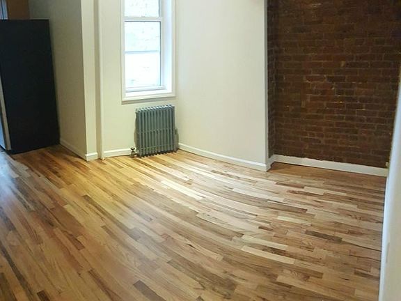 4th image of 293 Grove St APT 01R