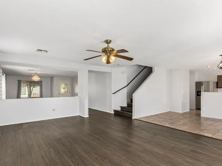 17013 W Marconi Ave — Photo 4