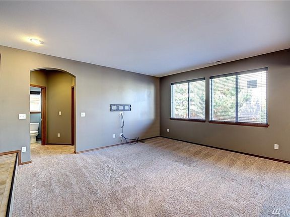 4th image of 12872 NE 198th Pl