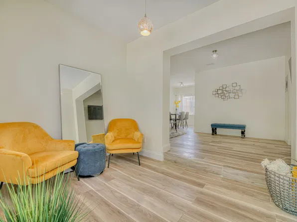 8042 NW 12th Ave, Miami, FL 33150
