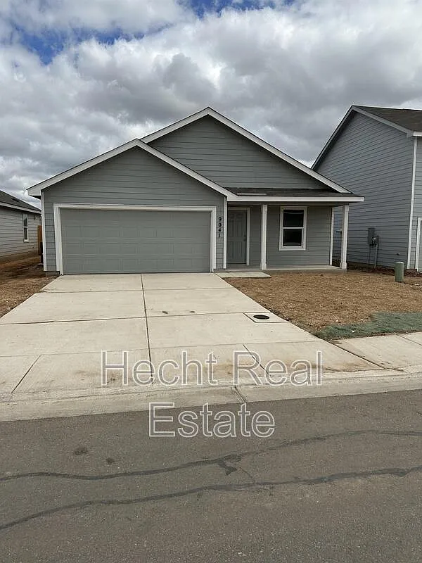 3 bed, 2.0 bath, 1440 sqft, $1,425 — Photo 1