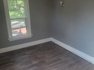 1018 Charlotte St #3, Davenport, IA 52803