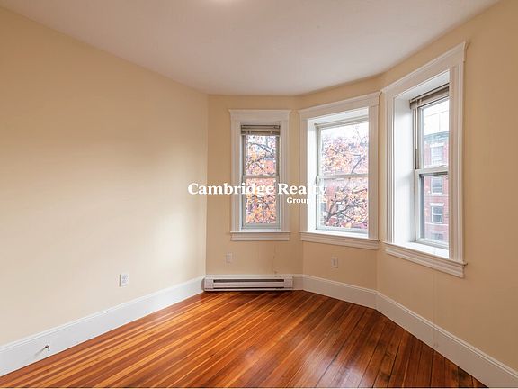 3rd image of 887 Huntington Ave #3T