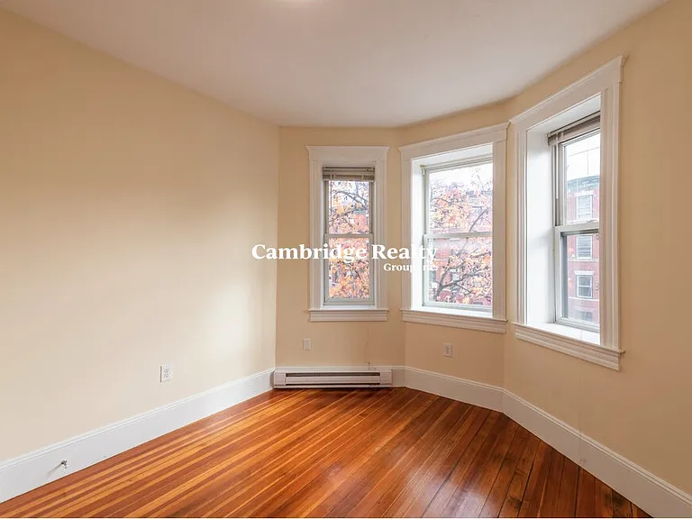887 Huntington Ave #3T — Photo 3