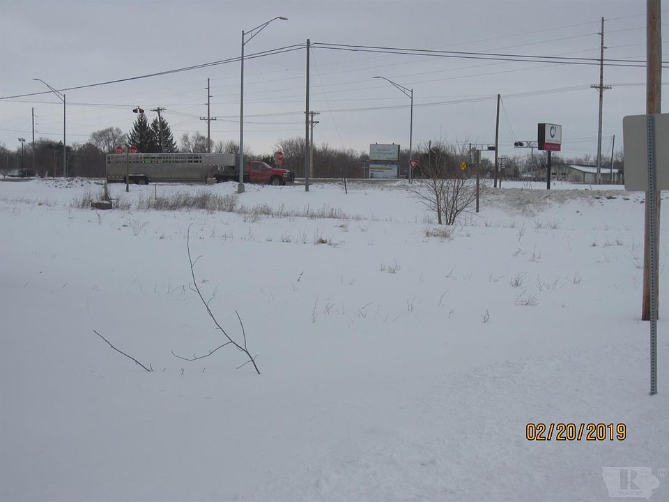 2nd image of 12 14th Ave W