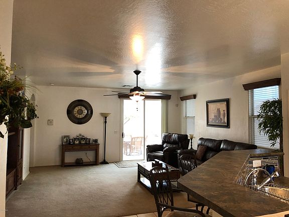 3rd image of 10267 E Primrose Ln