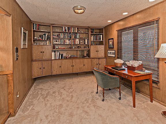 5th image of 20649 Shaker Blvd