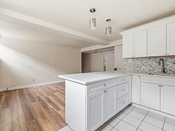 3rd image of 206 Main St #23A