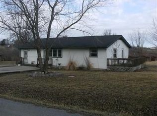 232 E Miller St, Mansfield, MO 65704