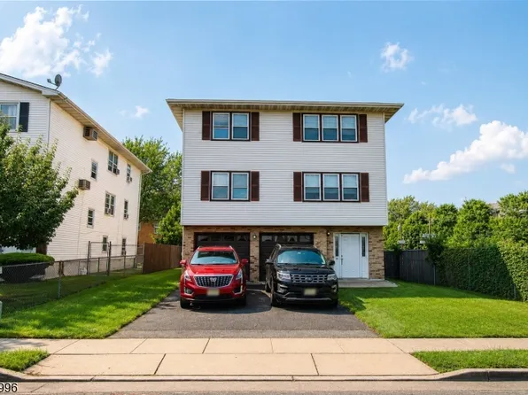 19 Village Pl, Secaucus Town, NJ 07094