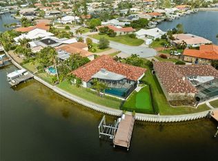 1905 Massachusetts Ave NE, Saint Petersburg, FL 33703