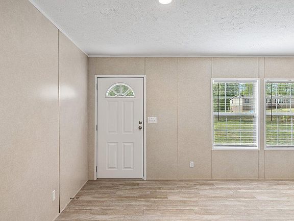 3rd image of 3505 Cascade Ct