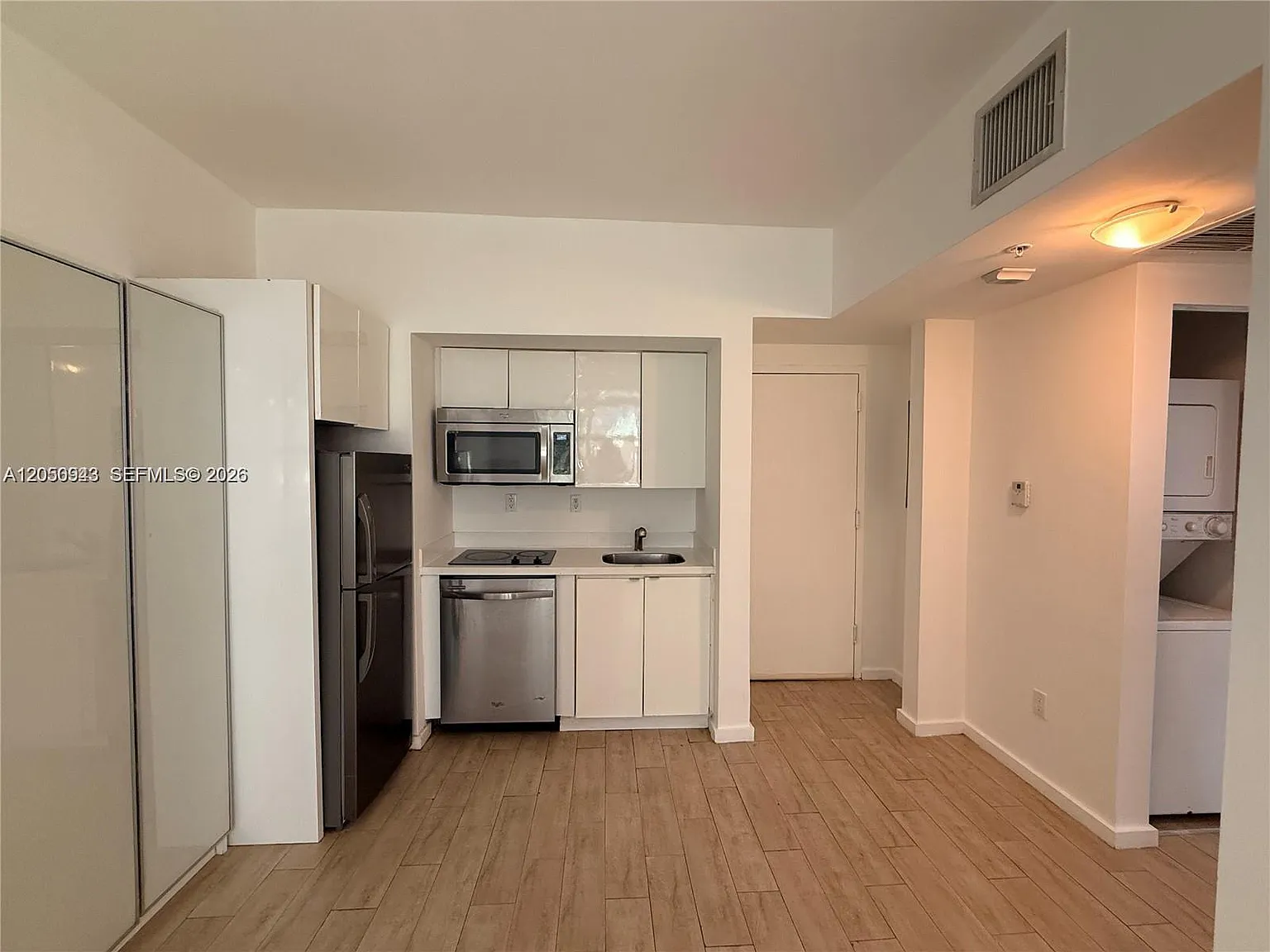 Emily Condo — Photo 4