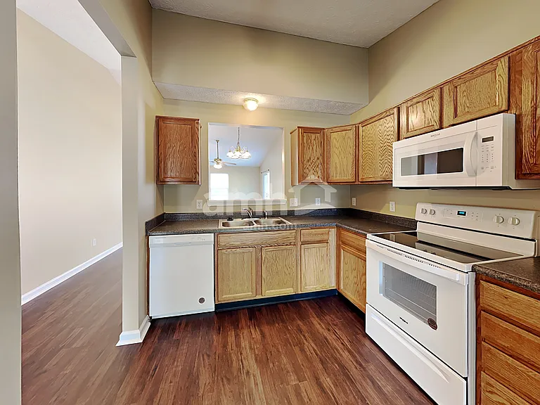 6428 Oyster Key Ln — Photo 3