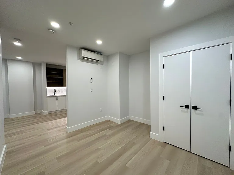 348 Forrest St #43E — Photo 6